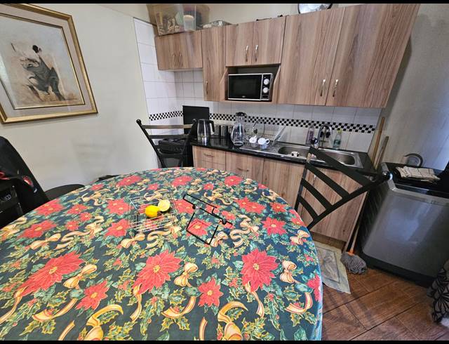 1 BEDROOM FLAT TO LET IN VAALPARK